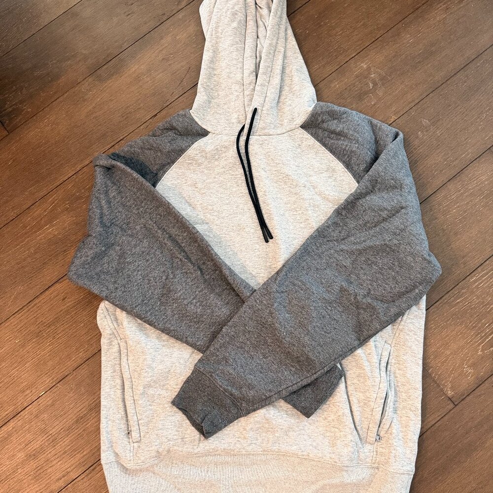 Men's Fabletics Hoodie- Size Medium- Gray